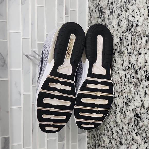 Pure Platinum Gray Nike Air Max Sequent 2 Running Shoes  7.5 sneakers 852465-001 - Picture 6 of 7